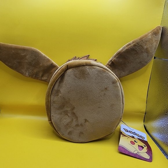 New Pokemon Eevee 3D Velvet Plush Cosmetic Makeup Bag Clutch Purse Nintendo 2024 - Picture 4 of 10